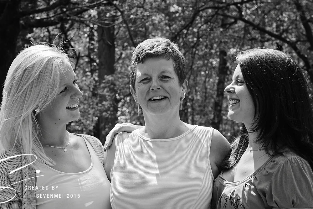 Carmen, mama, Ine